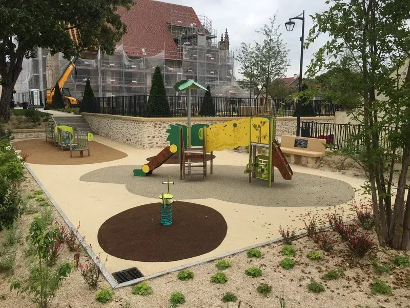 Sol de sécurité aire de jeux près de Chartres